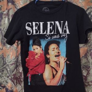 Selena T-shirt adult small